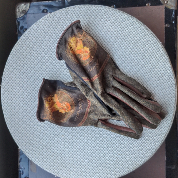 Brokante fall gloves, leather and polyester, stylized, portrait, bohemian - Picture 8 of 14